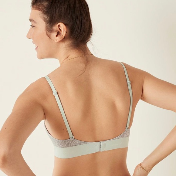 ‘Wear Everywhere Wireless Push-Up’ bra from Victoria’s Secret PINK size 34C - Picture 2 of 7